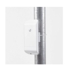 NanoStation LOCO M2 AirMax con antena de panel de 8 dBi, 802.11 b/g/n (2.41 - 2.46 GHz).