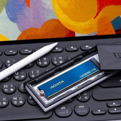 SSD ADATA LEGEND 710 , 2 TB, M.2, 2400 MB/s
