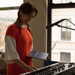 MacBook Air 13 pulgadas/chip m2 de Apple con CPU de 8 núcleos y GPU de