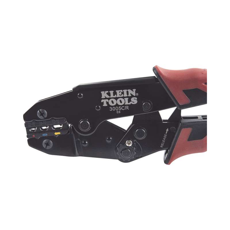 Pinza ponchadora para terminales con aislamiento en cable de cobre sólido y trenzado de 10-22 AWG.