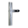 Aislador de paso o esquina con abrazadera incluida de 33-38mm para uso en tubería de malla ciclónica.
