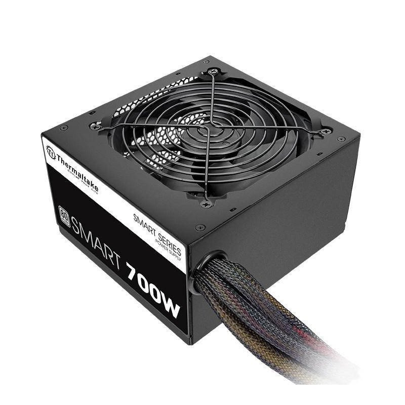 Fuente de poder ThermalTake Smart series 700w, 80plus White, negro, ATX, no modular