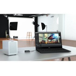 Adaptador Thunderbolt 3 StarTech.com TBT3TBTADAP - Negro