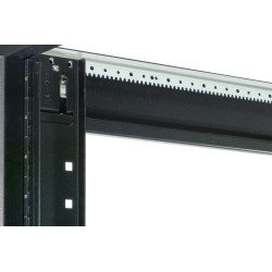 Gabinete Netshelter SX 42u APC 600mm ancho x 1070mm profundidad c, paneles laterales, negro