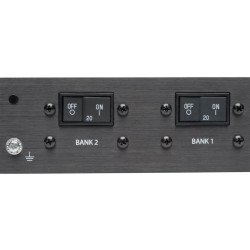 PDU Tripp Lite PDUMV30HVNETLX, Conmutado, 0U, Monofásico, Vertical, Metal, Negro