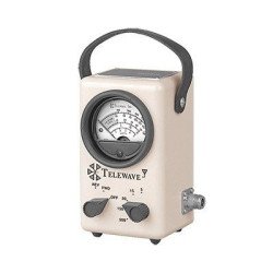 Wattmetro para radiofrecuencia de banda ancha, 20-1000 MHz, en escalas de 5, 15, 50, 150 y 500 watt.
