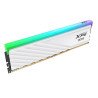 Memoria RAM adata XPG lancer Blade RGB, DDR5 32GB UDIMM 6000mhz, con iluminación RGB. Disipador blanco.