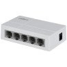 Switch para Escritorio 5 Puertos Fast Ethernet con velocidad de transmisión de 10, 100 Mbps en un diseño compacto. Su capa 2 sop