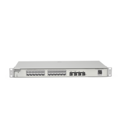Switch Administrable Capa 3 con 24 puertos Gigabit + 4 SFP+ para fibra 10Gb, gestión gratuita desde la nube