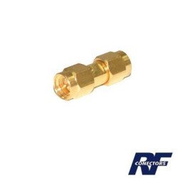 Adaptador en línea tipo barril, de conector SMA Macho a SMA Macho.