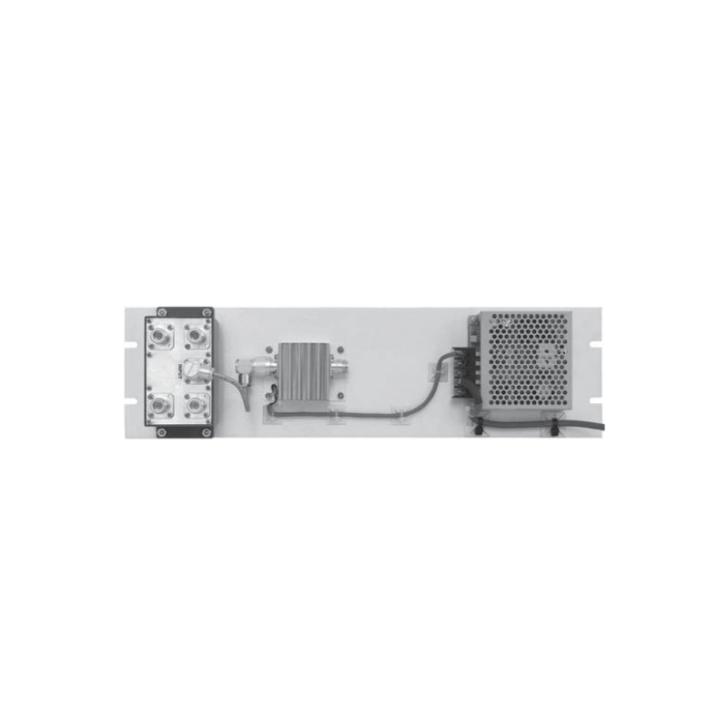 Multiacoplador VHF (132-174 MHz), 42 MHz de ancho de banda y ganancia de 0-18 dB para 4 puertos.